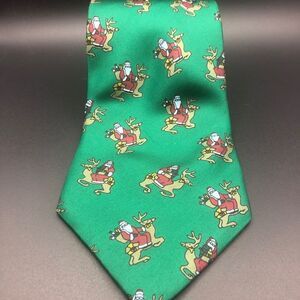 Santa and Reindeer Men’s 56”x 4” Green 100% Silk Christmas Tie